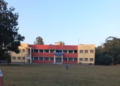 Sirauna High School